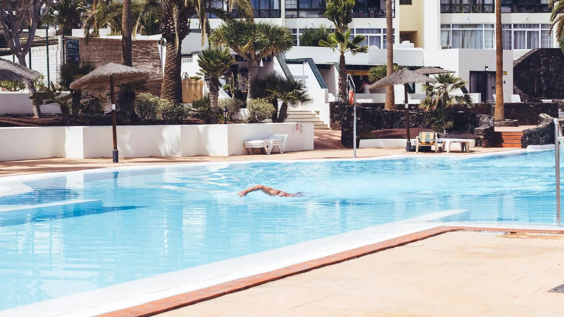 アパート Villa Las Marias Suite - Playa Roca Residence コスタ・テギセ